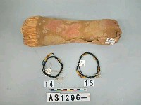 藏品(珠串銅環腕飾)的圖片